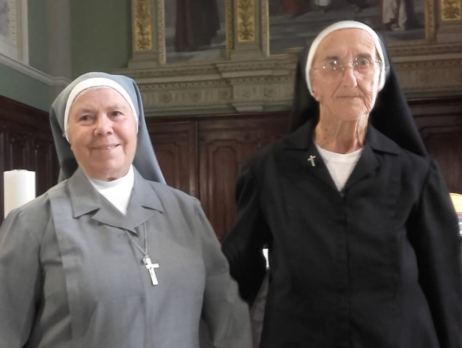 Suor Giovanna Gosmar celebra 70 anni di vita consacrata, insieme a suor Santina Ambroggio, 60 anni di vita consacrata!
